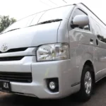 takatrans-hiace-commuter-standard-14-1